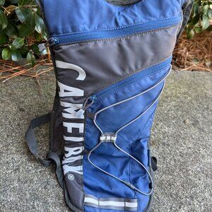 CAMELBAK BACKPACK COLLAPSIBLE CUP STRAW LIKE NEW